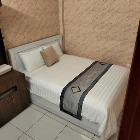 Roma Hotel Noi Bai Airport ฮานอย ภายนอก รูปภาพ